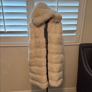 Rachel Zoe Cream Hooded Faux Fur Vest